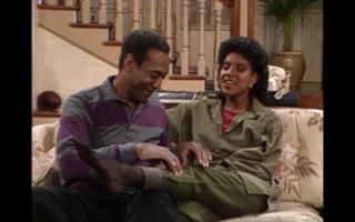 Phylicia Rashad feet photo thumbnail