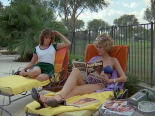 Phyllis Davis feet photo 3