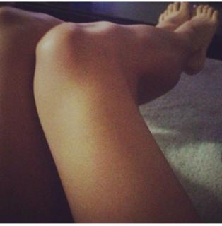 Pia Mia feet photo thumbnail
