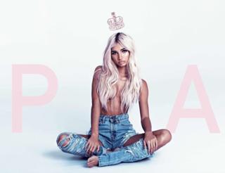 Pia Mia feet photo thumbnail