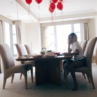Pia Mia feet photo thumbnail