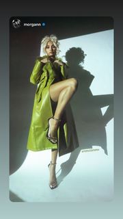 Pia Mia feet photo thumbnail