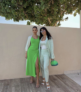 Pia Mia feet photo thumbnail