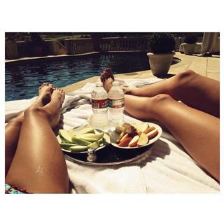 Pia Mia feet photo thumbnail