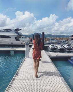 Pia Miller feet photo 1