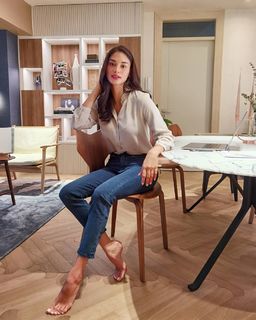 Pia Wurtzbach feet photo 5