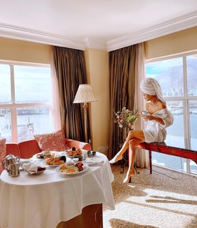 Pia Wurtzbach feet photo 8
