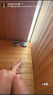 Pia Wurtzbach feet photo 6