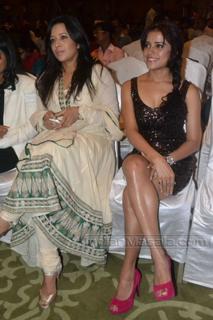 Piaa Bajpai feet photo 11