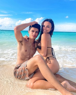 Pierson Wodzynski feet photo thumbnail