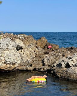Pierson Wodzynski feet photo thumbnail