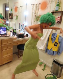 Pierson Wodzynski feet photo thumbnail