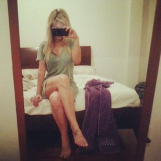 Pietra Príncipe feet photo thumbnail