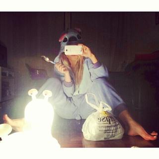 Pietra Príncipe feet photo thumbnail