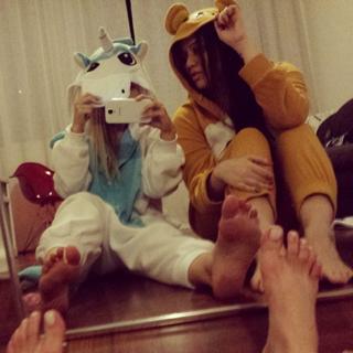 Pietra Príncipe feet photo thumbnail