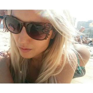 Pietra Príncipe feet photo thumbnail