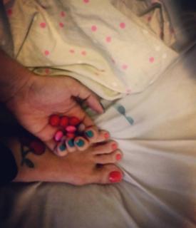 Pietra Príncipe feet photo thumbnail