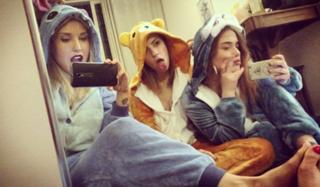 Pietra Príncipe feet photo thumbnail