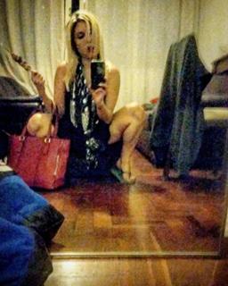 Pietra Príncipe feet photo thumbnail