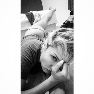 Pietra Príncipe feet photo thumbnail