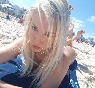 Pietra Príncipe feet photo thumbnail