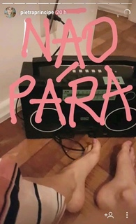 Pietra Príncipe feet photo thumbnail