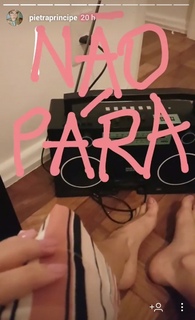 Pietra Príncipe feet photo thumbnail