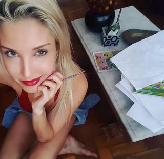 Pietra Príncipe feet photo thumbnail