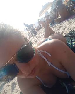 Pietra Príncipe feet photo thumbnail