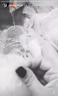 Pietra Príncipe feet photo thumbnail