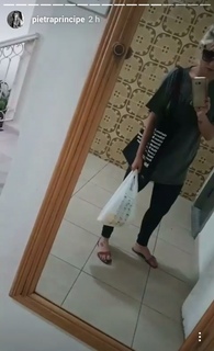 Pietra Príncipe feet photo thumbnail