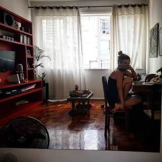 Pietra Príncipe feet photo thumbnail