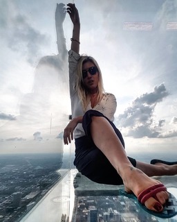 Pietra Príncipe feet photo thumbnail