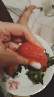 Pietra Príncipe feet photo thumbnail