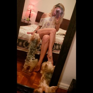 Pietra Príncipe feet photo thumbnail