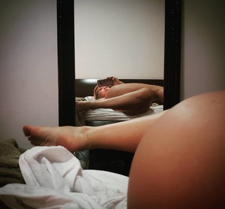 Pietra Príncipe feet photo thumbnail