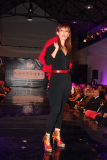 Pigi Devetzi feet photo 9