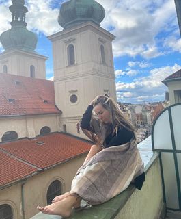Pigi Devetzi feet photo 5