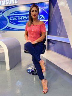Pilar Núñez feet photo 14
