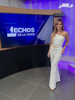 Pilar Núñez feet photo 10