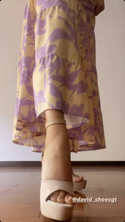 Pilar Núñez feet photo 3