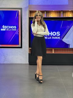 Pilar Núñez feet photo 4