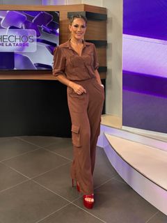 Pilar Núñez feet photo 2