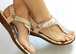 Pilar Rubio feet photo thumbnail
