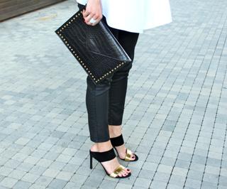 Pilar Rubio feet photo thumbnail