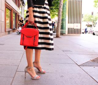 Pilar Rubio feet photo thumbnail