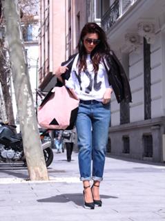 Pilar Rubio feet photo thumbnail