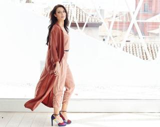 Pilar Rubio feet photo thumbnail