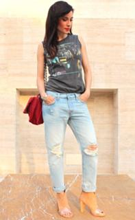 Pilar Rubio feet photo thumbnail
