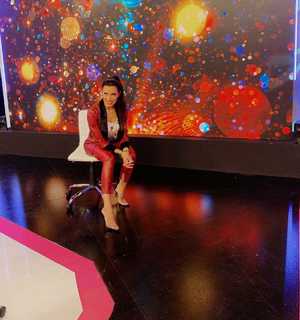 Pilar Rubio feet photo thumbnail